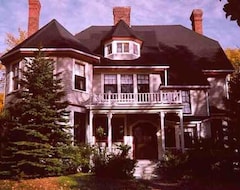 Bed & Breakfast Elmwood Heritage Inn (Charlottetown, Kanada)