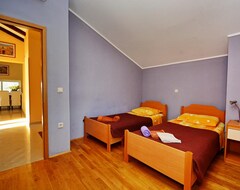 Hele huset/lejligheden Apartments Giro (Brbinj, Kroatien)