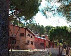 Hotelli Alojamientos Rurales El Grial (Navas del Rey, Espanja)