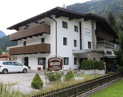Khách sạn Ferienwohnungen Maurer (Umhausen-Niederthai, Áo)