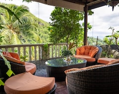 Toàn bộ căn nhà/căn hộ Homerez - Amazing House 400 M Away From The Beach For 13 Ppl. With Shared Pool (Magnan Island, Seychelles)