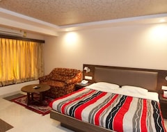 Hotel Usha Ascot (Matheran, India)
