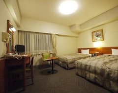 Hotel Route-Inn Yokohama Bashamichi (Yokohama, Japonya)