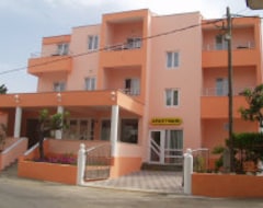 Casa/apartamento entero Hotel Apartmani bonex (Privlaka, Croacia)
