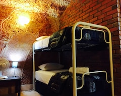 Hotel The Lookout Cave Underground Motel (Coober Pedy, Australia)