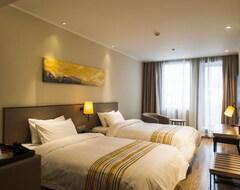 Khách sạn Home Inn Plus Suzhou Wujiang Fenhu Luxin Avenue (Xintai, Trung Quốc)