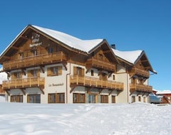 Chalet-Hotel Le Beausoleil, The Originals Relais Hotel-Chalet De Tradition (La Toussuire, Frankrig)