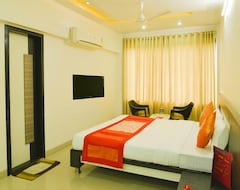 OYO 4387 Hotel Theem Plaaza (Nashik, Indien)