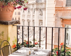 Hotel Relais Fontana Di Trevi (Roma, İtalya)
