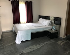 OYO 9544 Hotel Crown Residency (Mysore, Hindistan)