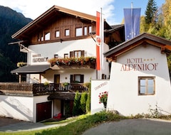 Hotelli Hotel Alpenhof (Ulten, Italia)