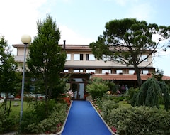Hotel Tetto delle Marche - Ristorante dei Conti (Cingoli, Italia)