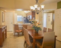 Hotel Two-Bedroom Deluxe Villa with Loft Minutes Away From Disney World (Four Corners, USA)