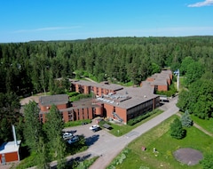 Otel KN Keskus (Kirkkonummi, Finlandiya)