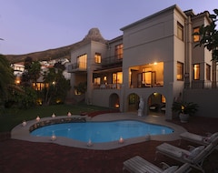 Khách sạn Clarendon - Fresnaye (Bantry Bay, Nam Phi)