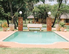 Otel Buyskop Lodge (Bela Bela, Güney Afrika)