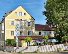 Khách sạn Gasthof Stocker (Obertraubling, Đức)
