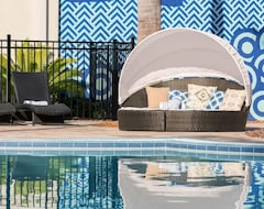 Hotel Ideal Location! 2 Modern Units, Near Beach, Pool And Attractions (Key West, Sjedinjene Američke Države)