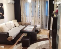 Koko talo/asunto Uiuten Apartament V Tsentralnata Chast Na Stara Zagora (Stara Zagora, Bulgaria)