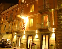 Cuneo Hotel (Cuneo, Italy)