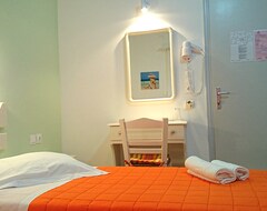 Hotel Athena Rooms (Ios - Chora, Greece)