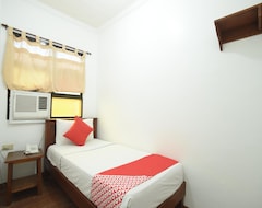 Hotel RedDoorz Plus at Balai Sofia Bed & Breakfast Batangas (Batangas City, Philippines)