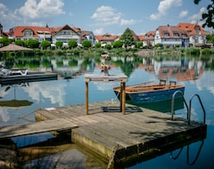 Khách sạn Seehotel Niedernberg - The village at the lake (Niedernberg, Đức)