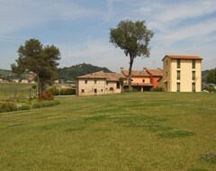 Hotelli Ca Virginia Guest House (Montecalvo in Foglia, Italia)