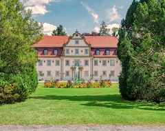 Hotelli Wald & Schlosshotel Friedrichsruhe (Zweiflingen, Saksa)