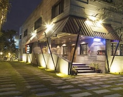 Khách sạn Royaute (Lahore, Pakistan)