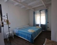 Bed & Breakfast Villa La Conchiglia Rooms (Cala Liberotto, Ý)