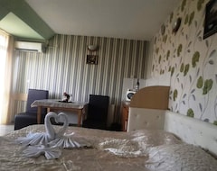 Khách sạn Hotel Pri Popa (Svishtov, Bun-ga-ri)