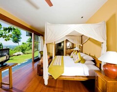 Otel Villa Longhouse (Jimbaran, Endonezya)