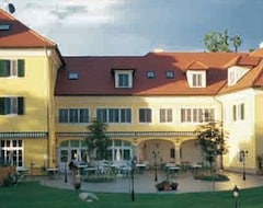 Hotel Dienstl Gut (Launsdorf, Austria)