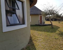 Khách sạn Izulu Eco Lodge (Sodwana Bay, Nam Phi)