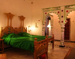 Khách sạn Hotel Karni Fort (Udaipur, Ấn Độ)