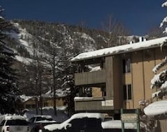 Hotel Little Nell Condominiums By Frias (Aspen, USA)
