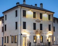 Hotel Italia (Sacile, Italy)