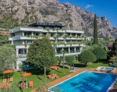 Hotelli Hotel La Fiorita (Limone sul Garda, Italia)