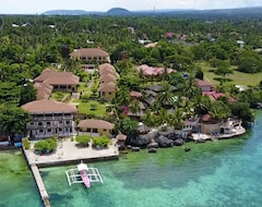Khách sạn Turtle Bay Dive Resort (Moalboal, Philippines)