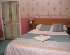 Hotelli Victoria Guest House (Cowes, Iso-Britannia)