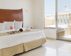 Hotel All Ritmo Cancun Resort & Waterpark (Cancun, Mexico)