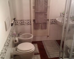 Guesthouse Affittacamere Bed and Breakfast San Lorenzo (Genoa, Italy)