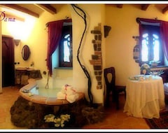 Villa Rota Resort (Boscotrecase, Italy)