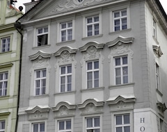 Otel Old Town Square Residence By Emblem (Prag, Çek Cumhuriyeti)