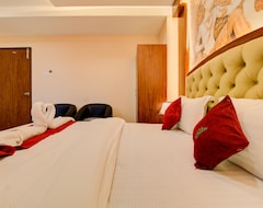 Khách sạn Hotel Samaira Residency (Kalyan-Dombivali, Ấn Độ)