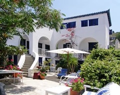 Hotel Nefeli (Hydra, Greece)