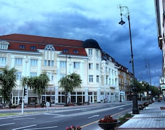 Khách sạn Hotel Central (Nagykanizsa, Hungary)