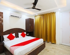 Khách sạn Oyo 48746 Golden Residency (Gurgaon, Ấn Độ)