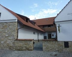 Hele huset/lejligheden Holubnik statecnych zen kralovych (Luže, Tjekkiet)